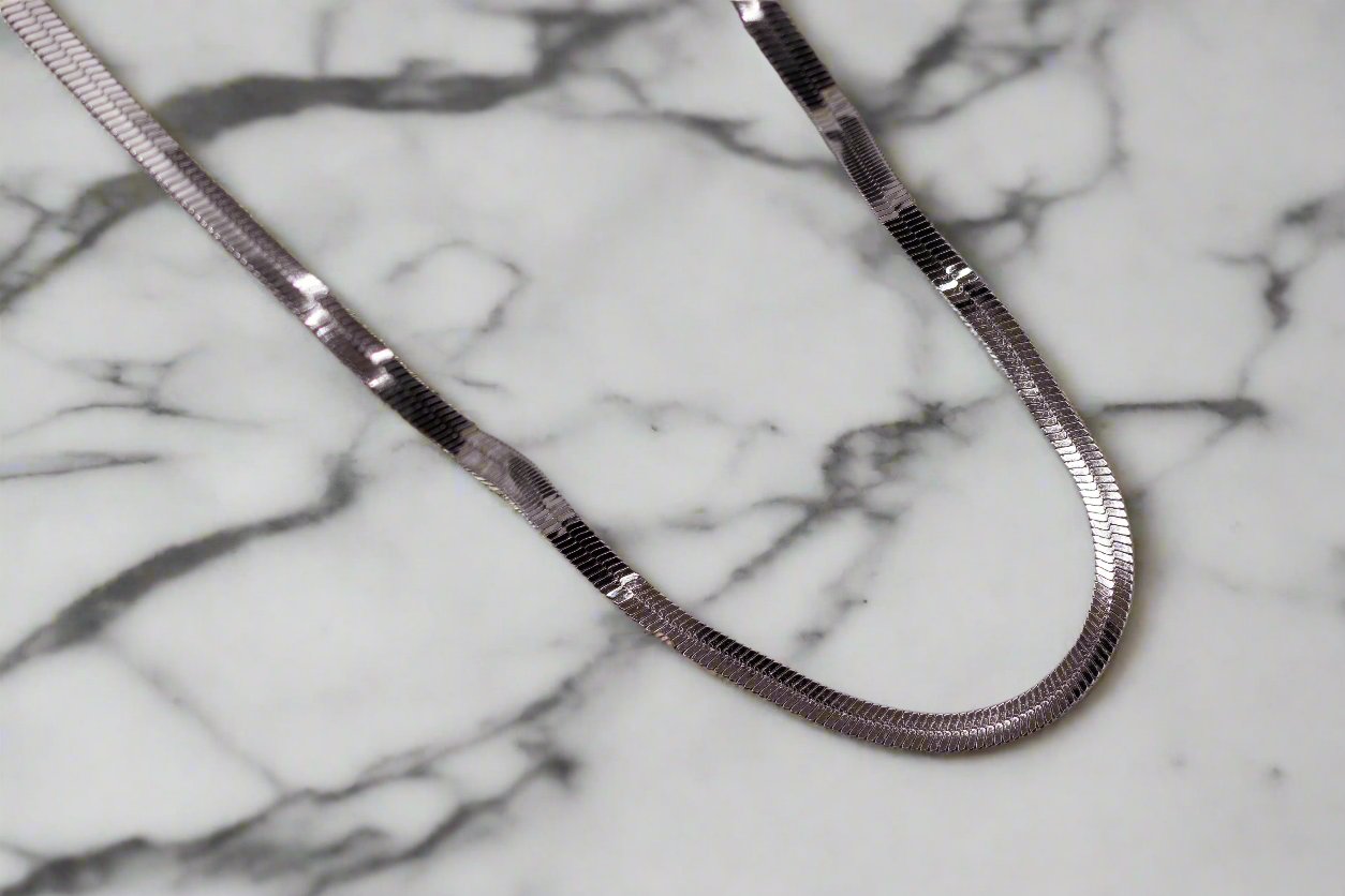 Elysian Weave Herringbone Necklace - Silver